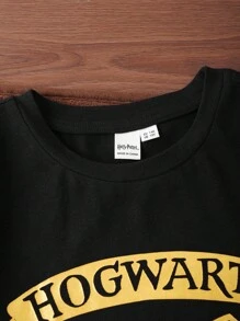 HARRY POTTER X SHEIN Tween Boy Four Houses 金色图案黑色休闲运动百搭短袖 T 恤和宽松短裤套装 - 黑色 - 查看 9