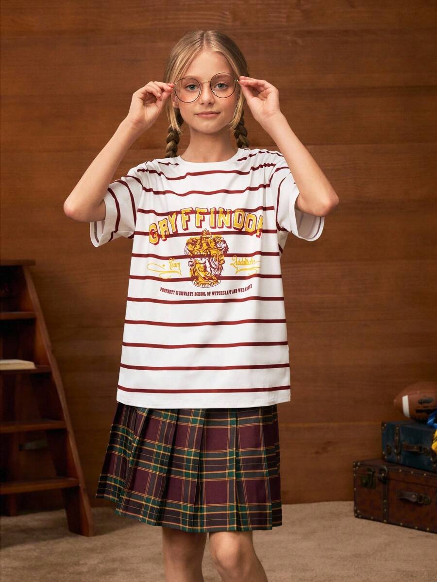 HARRY POTTER X SHEIN 青少年女孩复古运动学院休闲风格白色格兰芬多徽章条纹图案宽松 T 恤,适合夏季、学校和户外活动 - 白色 - 查看 1