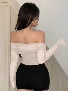 DAZY 女式弹力网眼透视露肩上衣，春夏长袖上衣 - 白色 - 查看 2