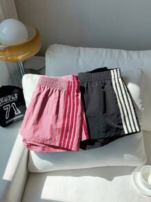 Comfortcana 2 件女式松紧腰条纹宽松休闲运动短裤，适合日常街头穿着，夏季