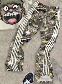 SHEIN 2 件套青少年男孩经典休闲时尚酷肖像和树枝印花圆领 T 恤和喇叭裤套装，适合夏季 - 彩色 - 查看 4