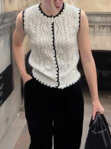 Pariaura 2025 Summer New Women's White Button French Elegant Casual Style Versatile, Atmospheric, Exquisite, Gentle Design, Unique Outing Commuting, Dating, Round Neck Button Sweater, Cardigan