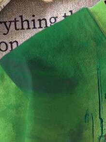 SHEIN Camiseta básica de manga corta para niño pequeño con estampado de gráfico de personaje de videojuego de dibujos animados