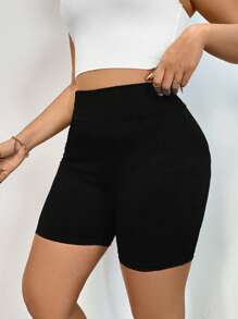 SHEIN Essnce Quần short và legging nữ cỡ lớn thời trang xuân hè, thoải mái, co giãn cao, cơ bản, đa năng, mặc hàng ngày, kiểu dáng tối giản, phong cách Y2K, thời trang đường phố, quần short mini, quần mùa hè, quần siêu ngắn, quần đạp xe, mùa hè châu Âu, quần short biker. - màu đen - Xem 7