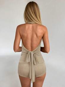 Aloruh Bộ 2 món áo hở lưng cổ chữ V sâu gợi cảm và quần short siêu mini cho nữ - Màu Khaki - Xem 2