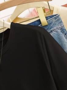 INAWLY Kaos Lengan Pendek Wanita Kasual dengan Detail Ruffle Kontras untuk Musim Panas - Hitam - View 4