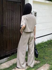 DAZY 两件套女士夏季休闲蕾丝拼接短袖V领外套上衣和阔腿裤套装商务装 - 卡其色 - 查看 5
