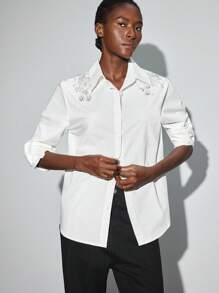 Maija Blusa elegante de mujer con adorno de perlas falsas, adecuada para ir a la oficina, camisa blanca para mujeres para salir, blusas para mujeres de oficina, para el cumpleaños de la mujer, blusa blanca para mujer de manga larga, camisa abotonada para mujer, todo blanco, todo blanco para fiesta de mujer, maestra, casual de negocios, mujer de otoño, otoño para mujer, cumpleaños de mujer, camisa abotonada de mujer con lentejuelas, escuela, otoño para mujer, Halloween