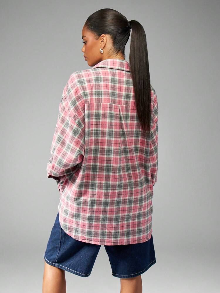 MISSGUIDED Brushed Flannel Plaid Button Down Shirt Oversized Long Sleeve Top Fall Winter Layering Piece Grunge Style Casual Loose Fit Women Blouse Comfort Wear