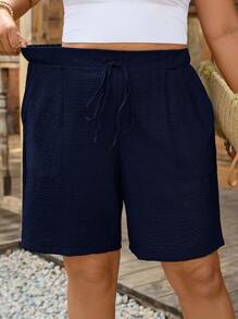 SHEIN LUNE Quần short nữ cỡ lớn màu trơn, thắt eo, có túi, dáng rộng thoải mái, màu xanh navy, quần short mùa hè, quần short thường ngày, quần short cạp chun, quần short đi nghỉ mát - Màu xanh hải quân - Xem 4