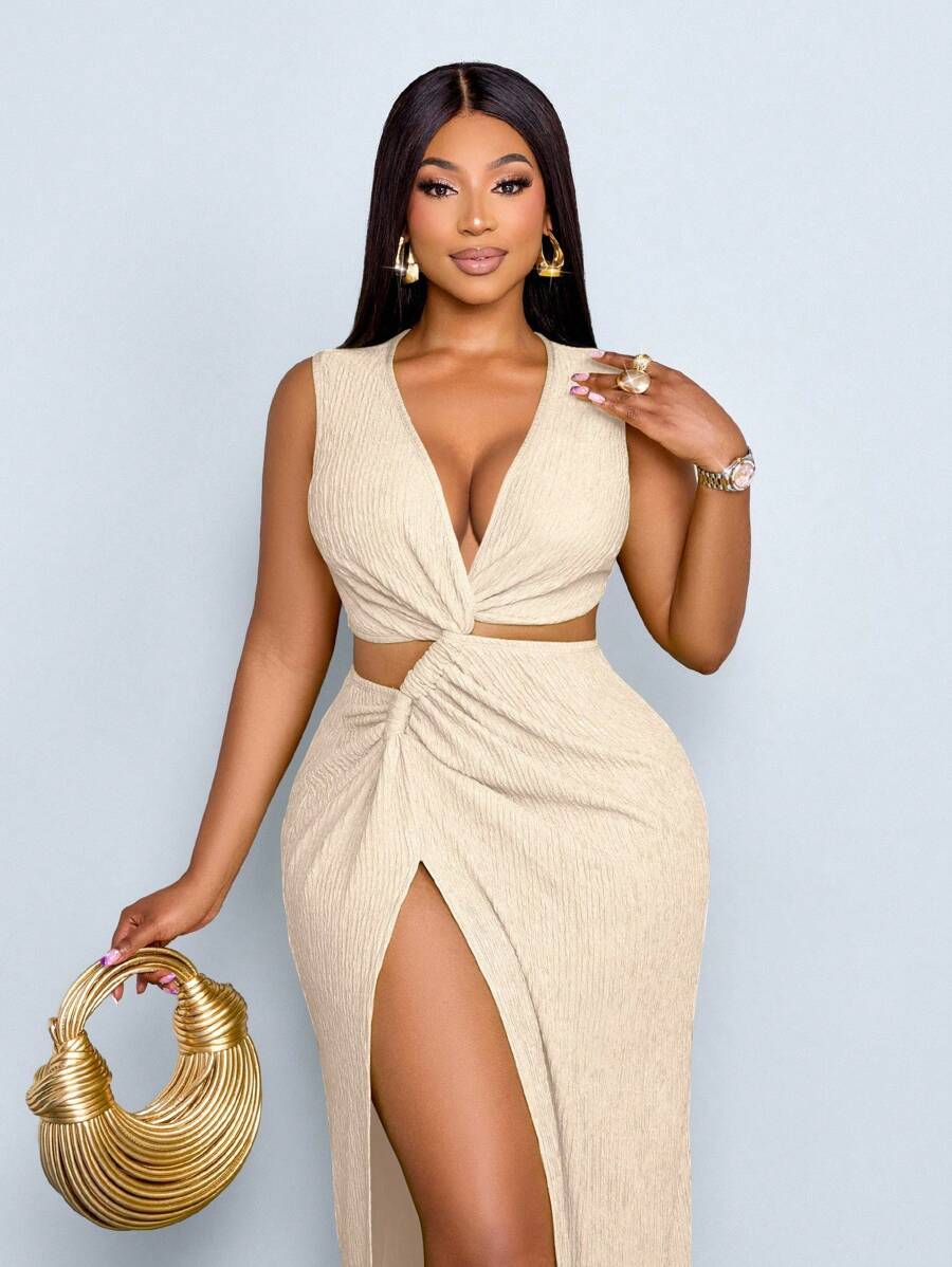 SOLERSUN 大码女装春夏纯色纹理面料腰部镂空扭纹高开衩性感长裙，海滩度假 - 杏色 - 查看 1