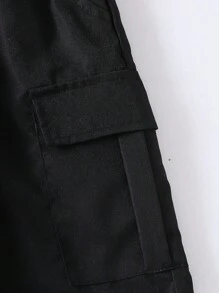 SHEIN Girls Sporty Casual Outfit, Stripe 07 Graphic Baseball Tee With Bow Cuffed Sleeves & Black Cargo Pants, Fashion Y2k Girl Outfits Girls 90s Outfit Tween Outfits