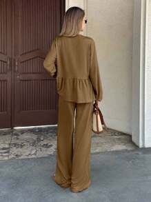 Cloudara 女士两件套服装，配有领带结