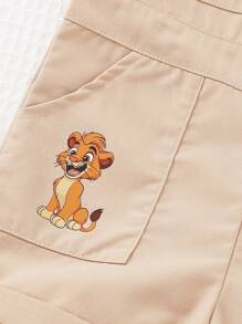 SHEIN Playful Pals 男婴休闲实用口袋翻领连体衣，舒适时尚，适合春夏季外出、旅行、生日派对照片