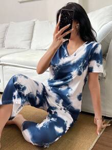 SHEIN Conjunto de pijama de mujer con top de manga corta escote en V y pantalón 3/4 con estampado tie-dye