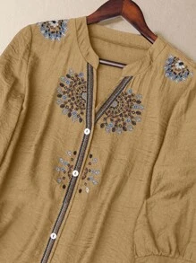 Linhara Plus Size Women Floral Embroidery V-Neck Lantern Sleeve Blouse - Camel - View 3