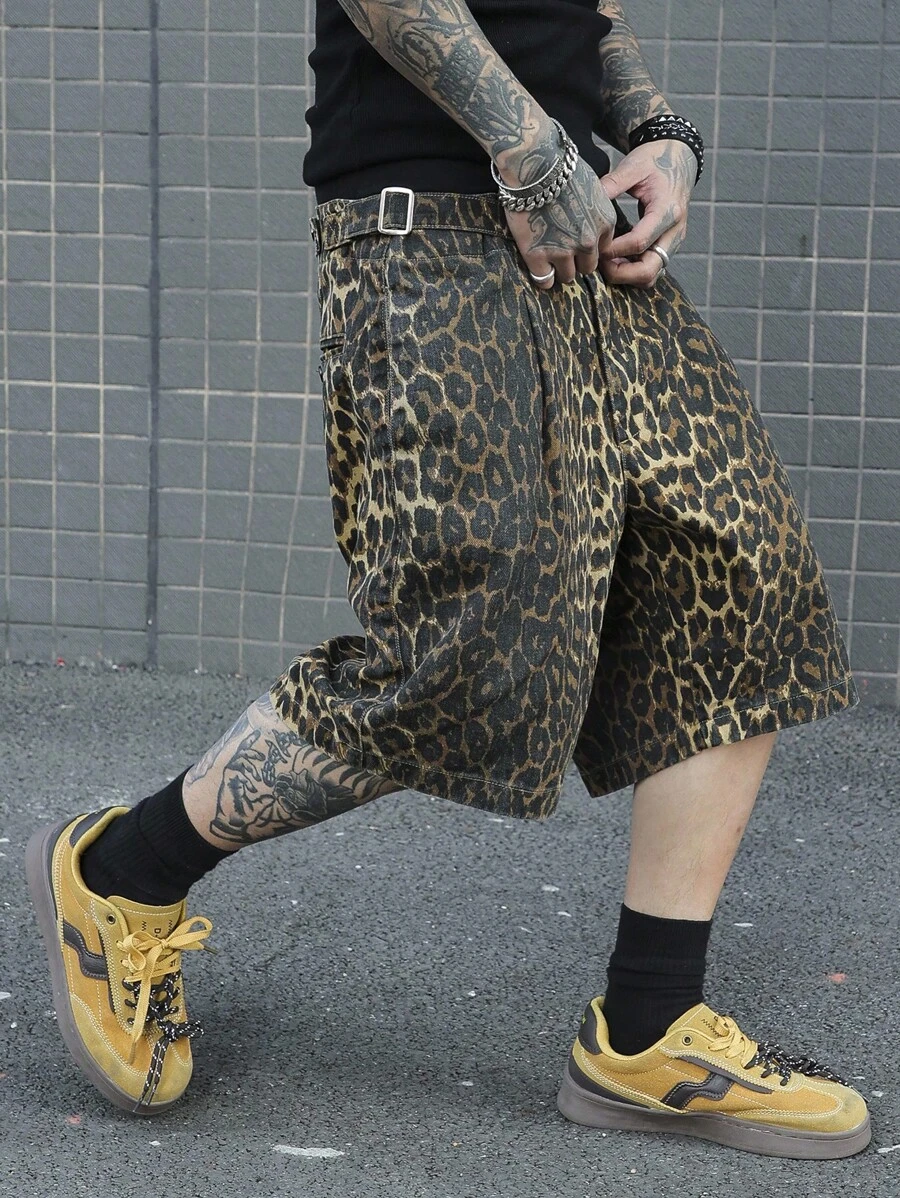 Manfinity EMRG Plus Size Men Leopard Print Waistband Adjustable Loose Wide Leg Denim Shorts Men Cheetah Shorts - Bronze - View 1
