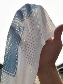 SHEIN Leap Crew 青少年女孩缎面和网眼字母印花 V 领宽松休闲 T 恤，返校，母子装儿童足球球衣儿童 Y2K 风格时尚儿童校服