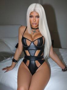 SHEIN 黑色PU皮革女士连体内衣，采用哥特风吊带设计和无袖细肩带设计，完美打造大胆性感造型。适合狂欢派对和外出