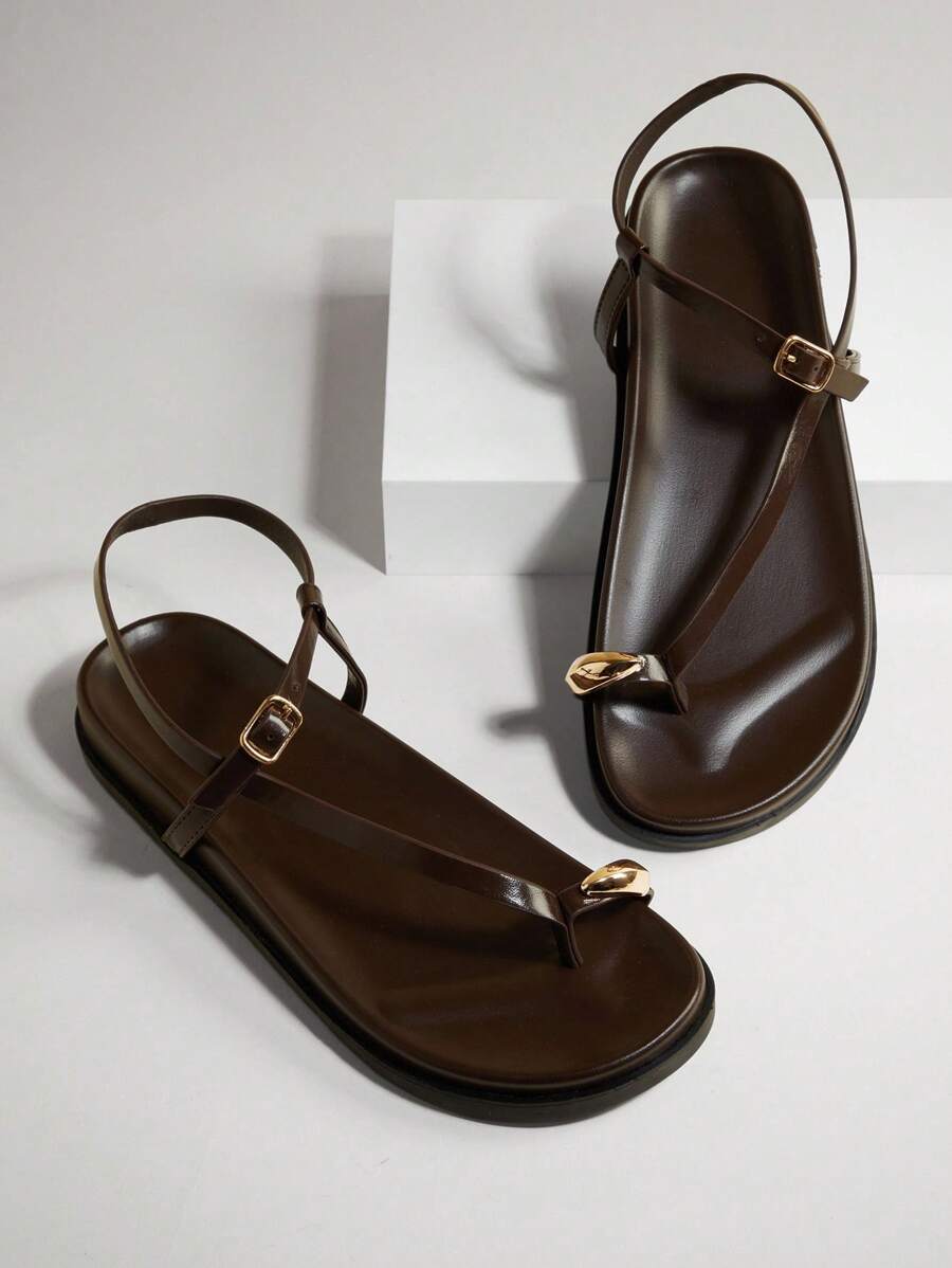 SHUZIA Women's Comfortable Gold Metal Toe Ring Flat Sandals For Christmas