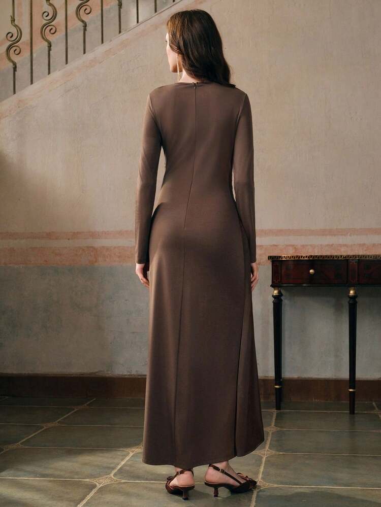 New High-End Knitted Woven Patchwork Slim High Waist Round Neck Long Sleeve Dress (Brown)