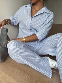 SHEIN EZwear 条纹衬衫和休闲裤套装，适合夏季度假 - 藍白色 - 查看 1