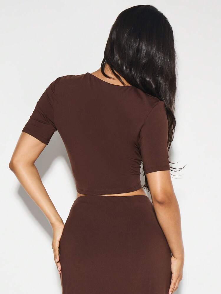 KIZN Short Sleeve Crop Top With Knot Detail