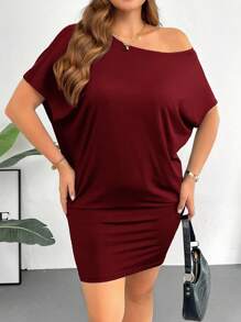 SHEIN Essnce 女士加大码夏季连衣裙。黑色休闲连衣裙，露肩连衣裙，单肩连衣裙，女士夏季连衣裙，休闲连衣裙，露肩连衣裙，黑色迷你连衣裙，外出连衣裙 - 酒紅色 - 查看 6