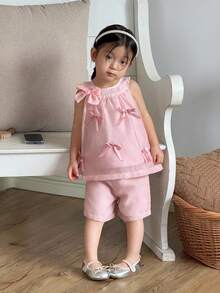 SHEIN 2pcs/Set Baby/Toddler Girls Bow Decor Sleeveless Top & Elastic Waistband Shorts Set, Comfortable & Cute For Casual & Outdoor Wear, Spring/Summer/Autumn Clothes For Baby Girls Baby Clothes For Girls Baby Girl High Quality Clothing Clothes For Baby Girl Baby Clothes For Girls Baby Girls Sets - Dusty Pink - View 4