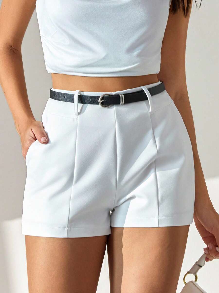 CLARA VERO Quần short nữ màu trơn có thắt lưng chi tiết - trắng - Xem 1