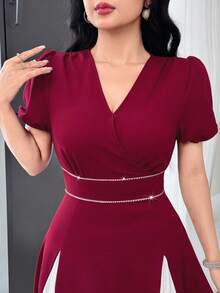 Feyla Women's Elegant Contrast Color V-Neck Ruched Waist Puff Sleeve Dress