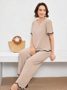 Miaspire Lässiger Khaki-Outfit, mit Stickerei- und Bordüren-Dekorationselementen, 2-teiliges Hemd & Hose Set, Vintage-Kleidung für Frauen, Old Money Stil für Frauen, Lehreroutfit für Frauen, Flughafen-Outfit für Frauen, Zweiteiler Hosen Set für Frauen, 2-teiliges Lässig Set für Frauen, Bluse und Hose Set für Frauen, Top und Hose Set für Frauen, Zweiteiler Outfit für Frauen