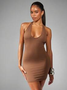 MISSGUIDED Halter Neck Bodycon Mini Dress Plunging Neckline Form Fitting Club Party Night Out Sleeveless Fashion Evening Wear Cocktail Holiday Winter Fall
