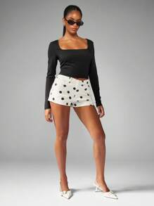MISSGUIDED Top corto de cuello cuadrado de manga larga, ajustado, esencial, capa básica, moderno, minimalista, para usar en otoño, invierno y primavera, de estilo clásico y versátil - Negro - Ver 4