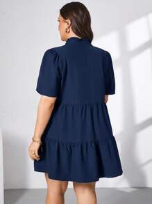 SHEIN Essnce Vestido corto negro de básico suelto y cómodo de manga corta y cuello en V para mujer talla grande, para primavera y verano, atuendos de verano para mujer, vestidos elegantes para mujer, vestidos de sol para mujer, estilo viejo dinero para mujer, ropa de iglesia para mujer, ropa de oficina, vestido de trabajo, atuendos de brunch para mujer, vestido de maternidad para baby shower - Azul Marino - Ver 2