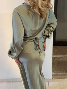 Jeta Ari 女士优雅杏色缎面不对称下摆缎面半身裙 - 薄荷綠 - 查看 3