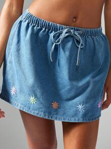 MISSGUIDED Embroidered Denim Mini Skirt Y2K Aesthetic Floral Design Elastic Waist Flared Beach Festival Summer Holiday Pull On Lightweight Casual Daisy Embellished Skater Style - Blue - View 6