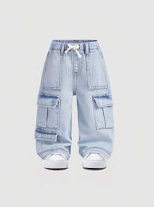 SHEIN Quần jeans cargo dáng rộng, thoải mái, phong cách đường phố Hàn Quốc cho bé trai mùa thu đông, chất liệu denim xanh nhạt, mềm mại, dễ thương, có dây rút ở eo, nhiều túi, sản phẩm mới, thích hợp cho mùa tựu trường, phong cách đường phố. - Rửa nhẹ - Xem 3