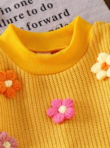 Conjunto de suéter con flores 3D tejidas y pantalones de pierna recta para bebé niña, para otoño/invierno - Amarillo - Ver 4
