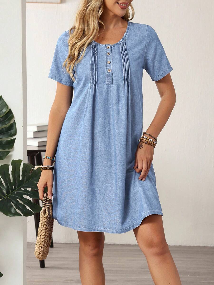 EMERY ROSE Women's Button Design Round Neck Short Sleeve Casual Denim Dress - Light Wash - View 1