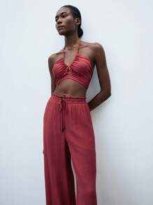 Maija ملابس علوية خزان قصيرة حمراء مفرغة مع تصميم خصر مكشكش وبنطال ساق واسعة، ملابس مريحة وعصرية للعطلات بأسلوب بوهيمي، طقم قطعتين عصري متعدد الاستخدامات للنساء