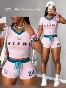 Slaydiva 2025 夏季新款街头休闲粉绿色撞色短款修身字母图案 V 领短袖 T + 迷你短裤女两件套，适合日常旅行、派对、音乐节、日常旅行、毕业穿、朋友聚会、生日派对、海滩、学院风 - 迈阿密装两件套短裤套装迈阿密两件套女装迈阿密装 - 粉色 - 查看 7