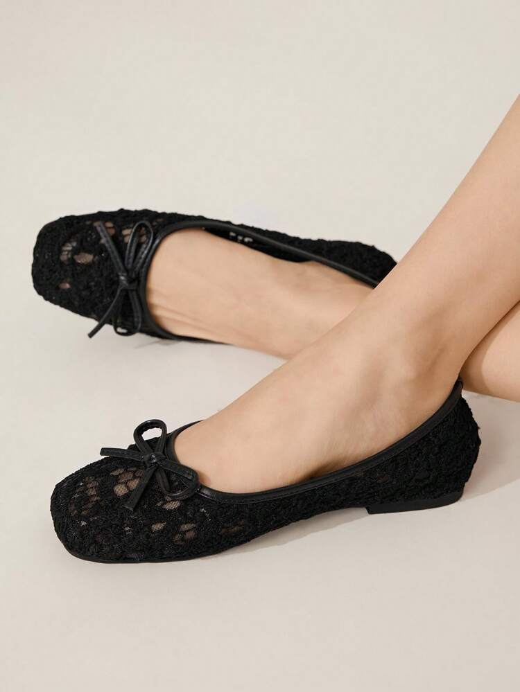 CUCCOO CHICEST Women's Round Toe Flat Lace Slip-On Black Bowknot Elegant Simple Flat Shoes For Christmas Elegant Shoes Wedding Shoes Summer Shoes Bride Shoes