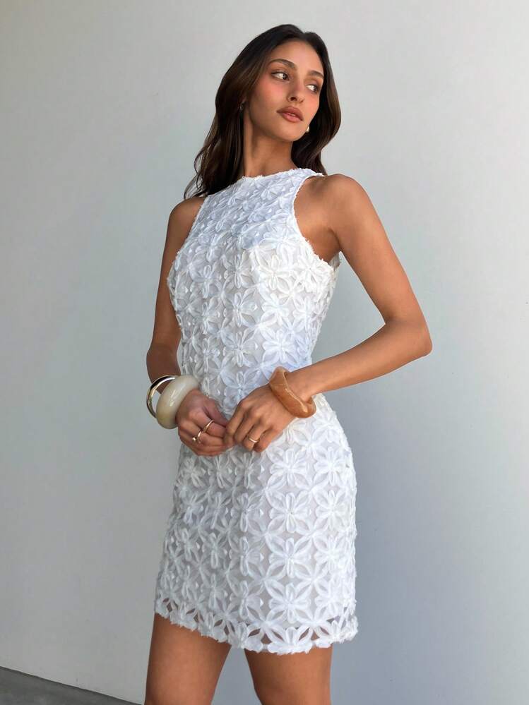 Aloruh Elegant rund hals 3D blommig texturerad figurnära ärmlös enfärgad vit miniklänning för kvinnor - Vitt - Visa 5