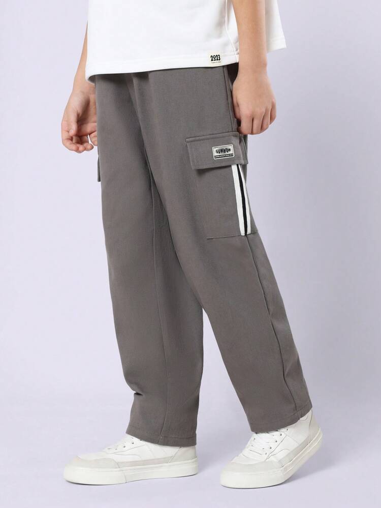 Pantaloni cargo casual con dettaglio a striscia laterale