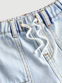 SHEIN Quần jeans cargo dáng rộng, thoải mái, phong cách đường phố Hàn Quốc cho bé trai mùa thu đông, chất liệu denim xanh nhạt, mềm mại, dễ thương, có dây rút ở eo, nhiều túi, sản phẩm mới, thích hợp cho mùa tựu trường, phong cách đường phố. - Rửa nhẹ - Xem 4