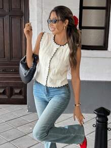 Pariaura 2025 Summer New Women's White Button French Elegant Casual Style Versatile, Atmospheric, Exquisite, Gentle Design, Unique Outing Commuting, Dating, Round Neck Button Sweater, Cardigan