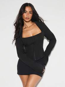 KIZN 黑色修身束身胸衣，方领长喇叭袖，哥特风晚宴派对现代时尚开衩袖口，夜店必备修身胸衣