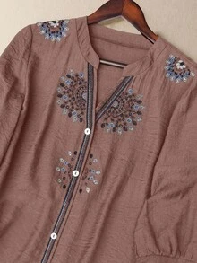 Linhara Plus Size Women's Floral Embroidery V-Neck Lantern Sleeve Casual Blouse - Dusty Purple - View 3
