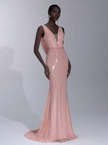 Elitara 优雅亮片刺绣深 V 领露背鱼尾下摆正式晚礼服